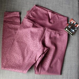NWT- Born Primitive Cheetah Print Legging